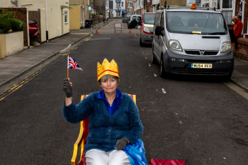 © Peter Dench • Exhibition The Ruling Class
